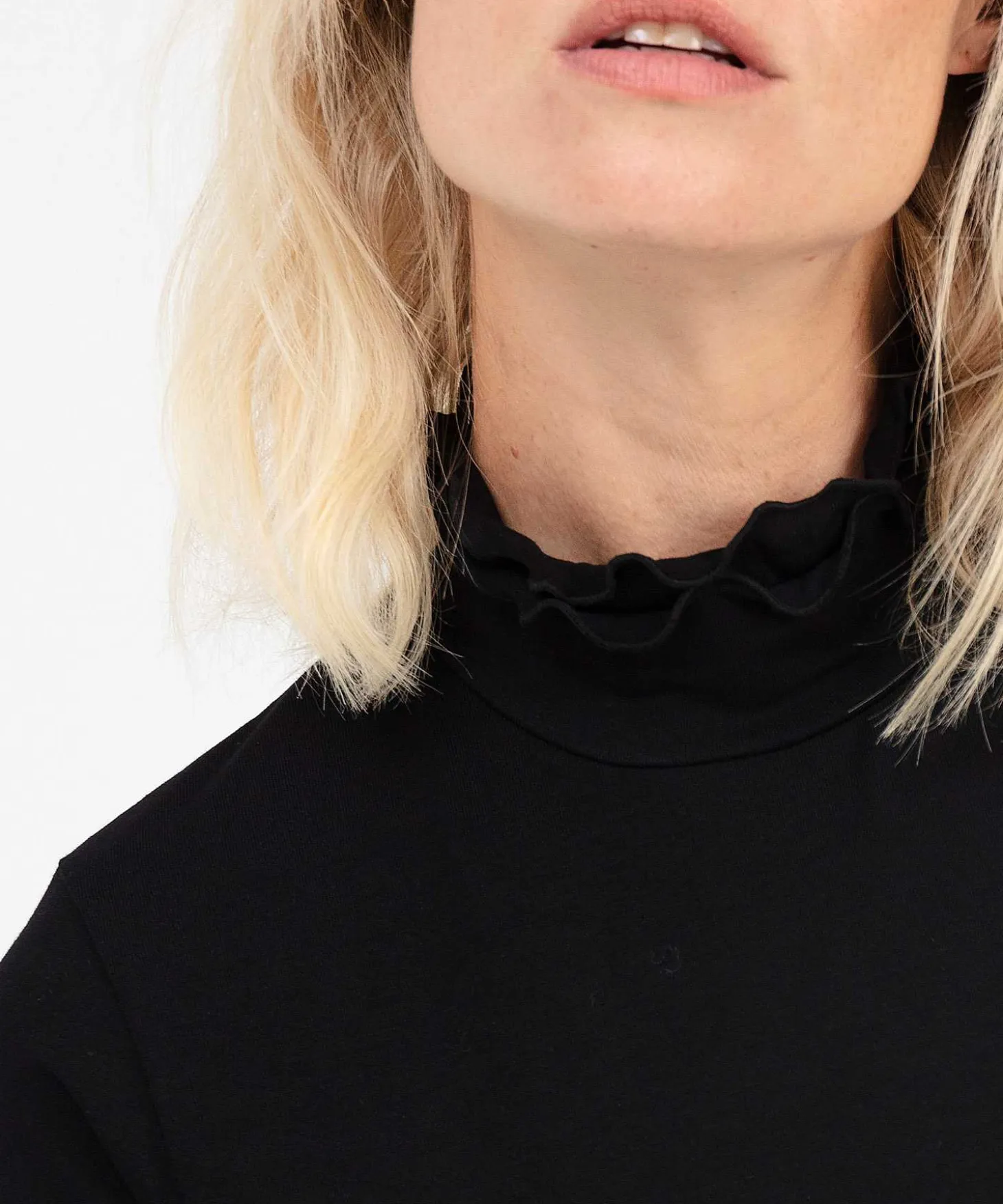 Essentials Roesel Colshirt