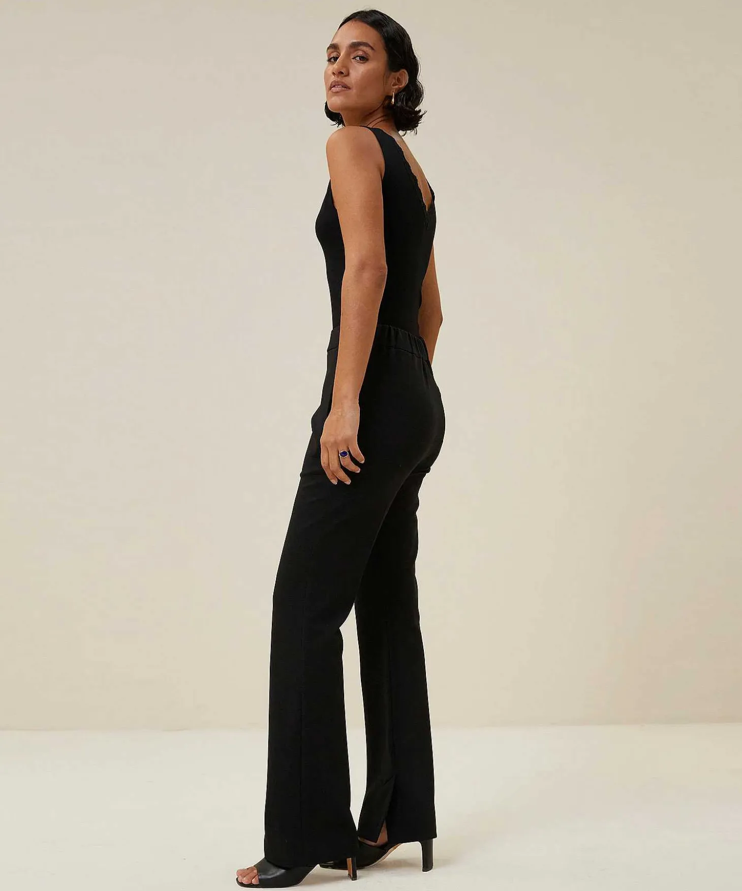 By-Bar Basic Singlet Kant