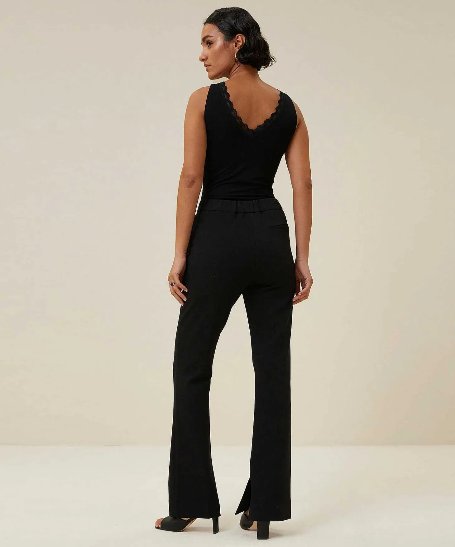 By-Bar Basic Singlet Kant