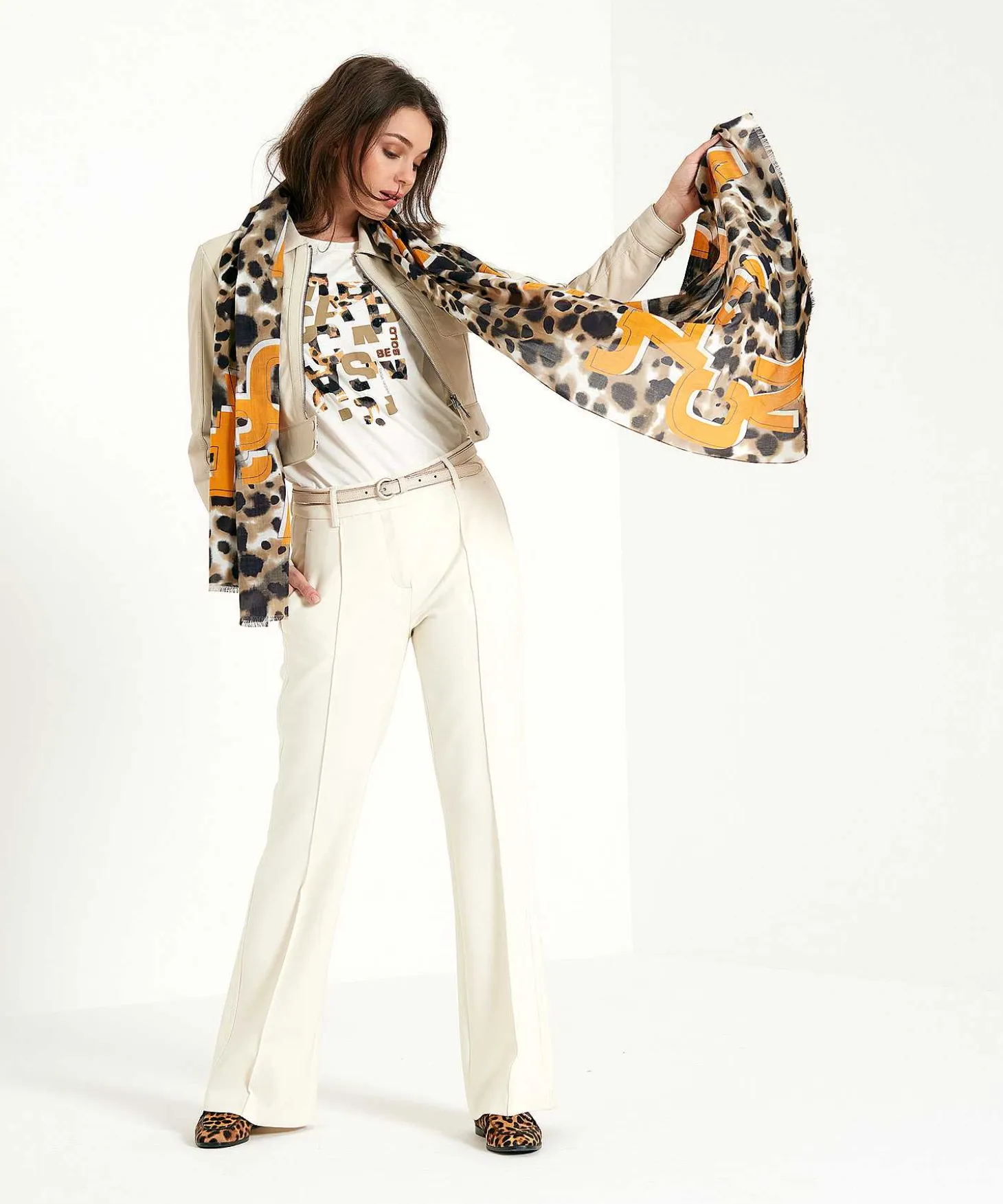 Cambio Pantalon Pintucks Fawn