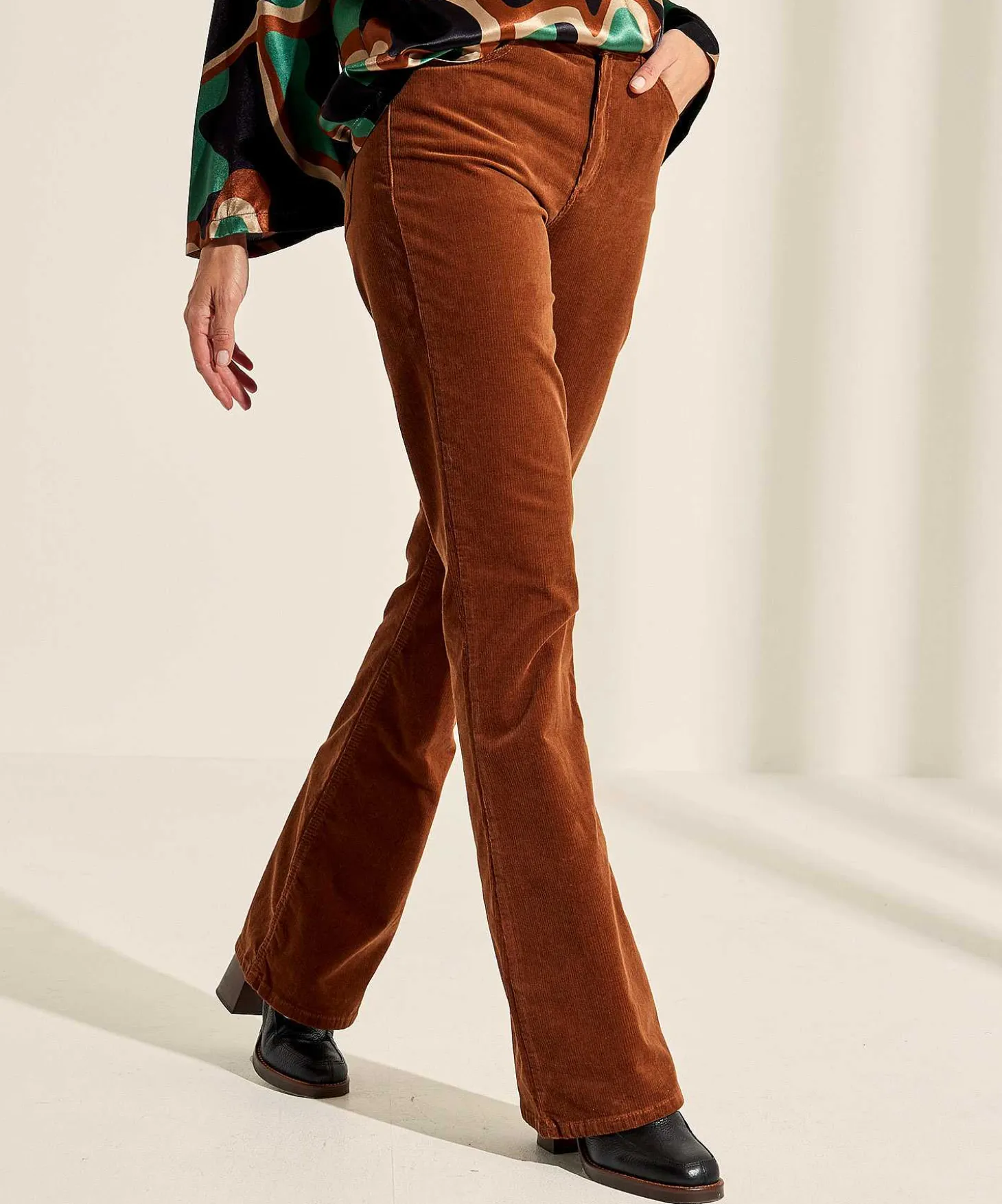 Fabienne Chapot Flared Broek Corduroy Eva