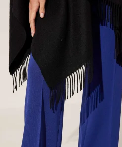 Fraas Wollen Cape Met Franjes