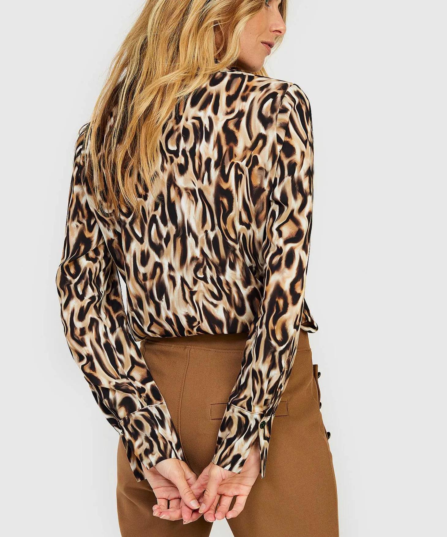 Kyra Blouse Crepe Animalprint Beline