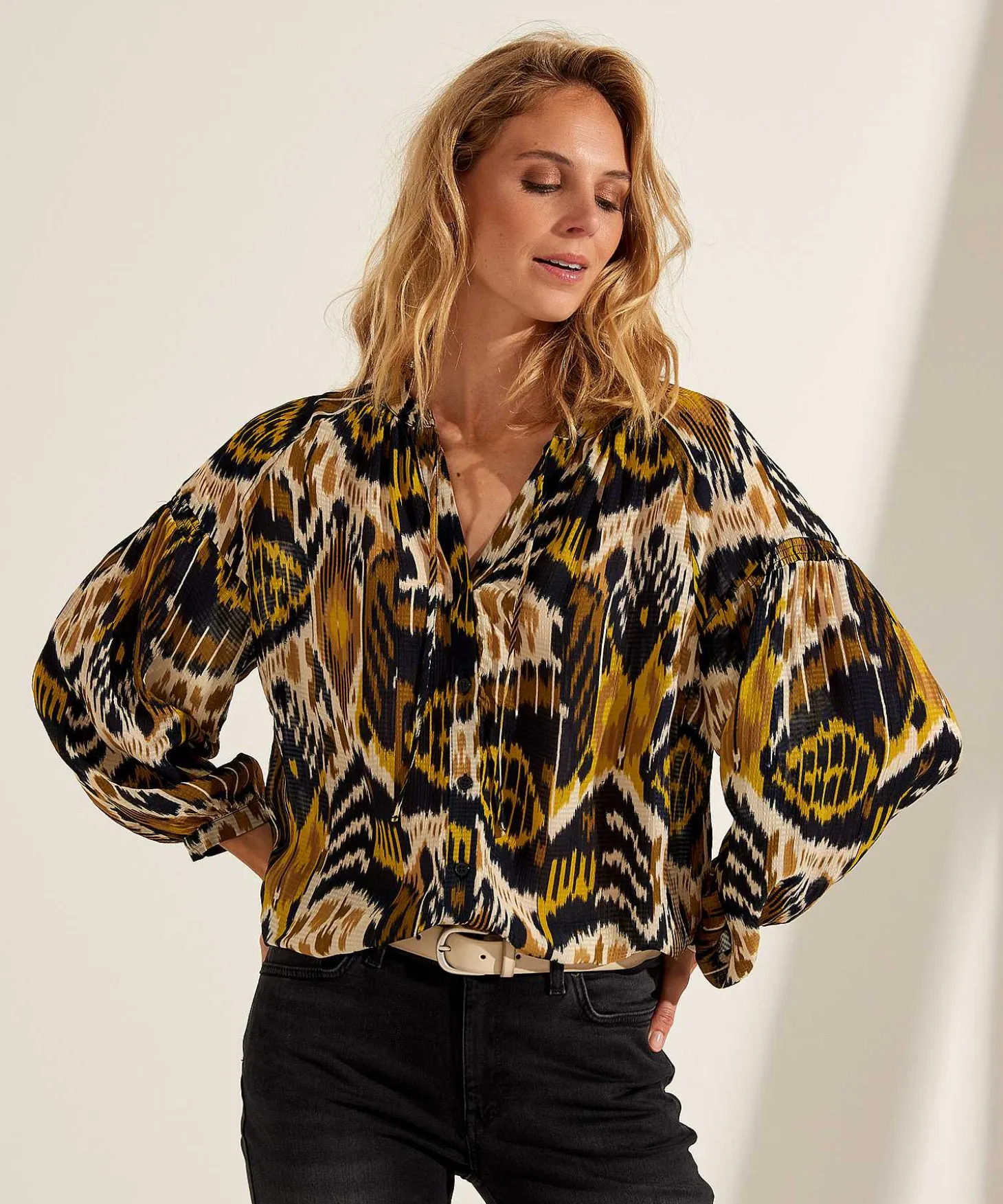 Kyra Blouse Ikatprint Vaiana
