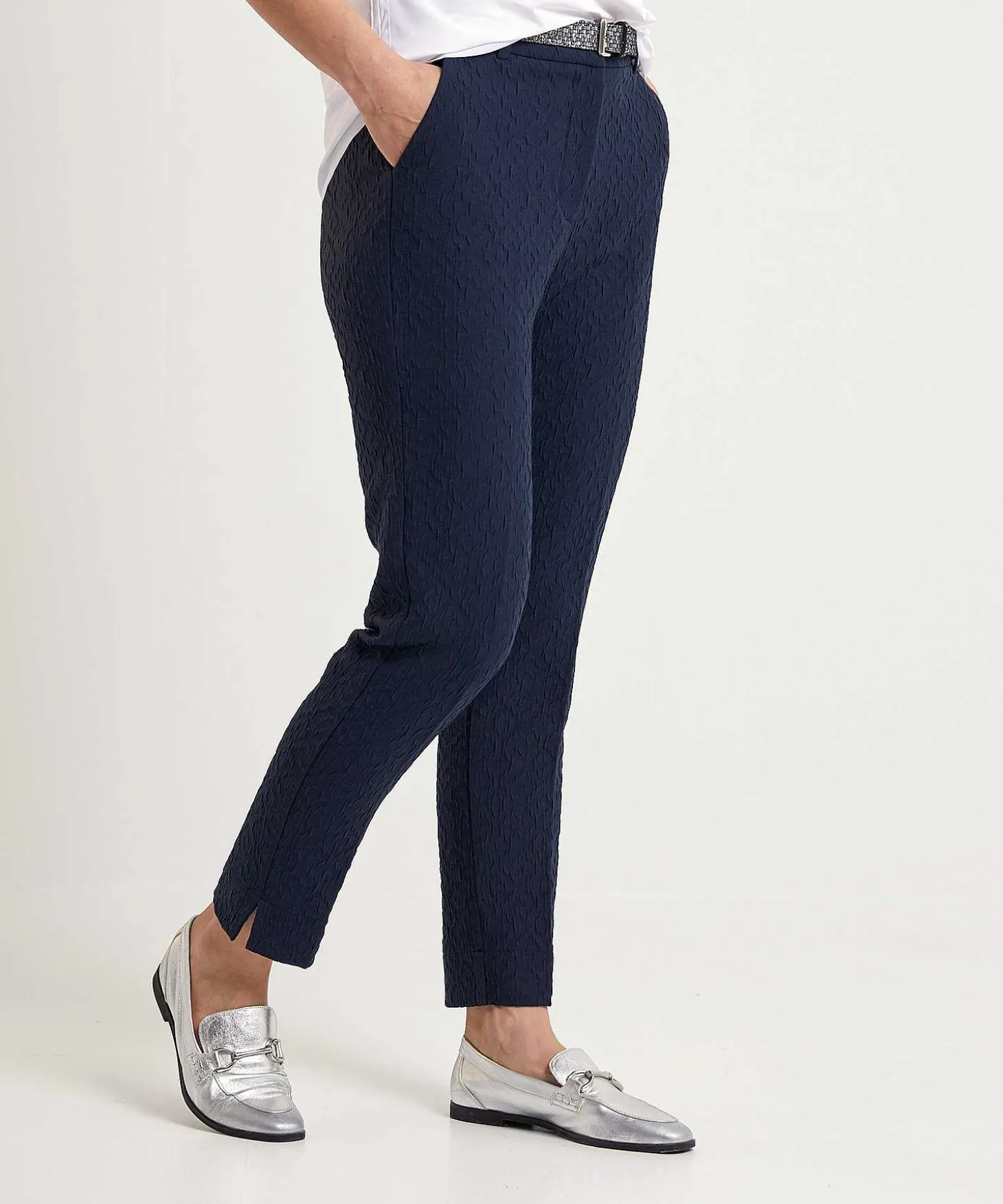 Kyra Broek Jacquard Sam