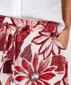 Kyra Broek Red Flower Linza
