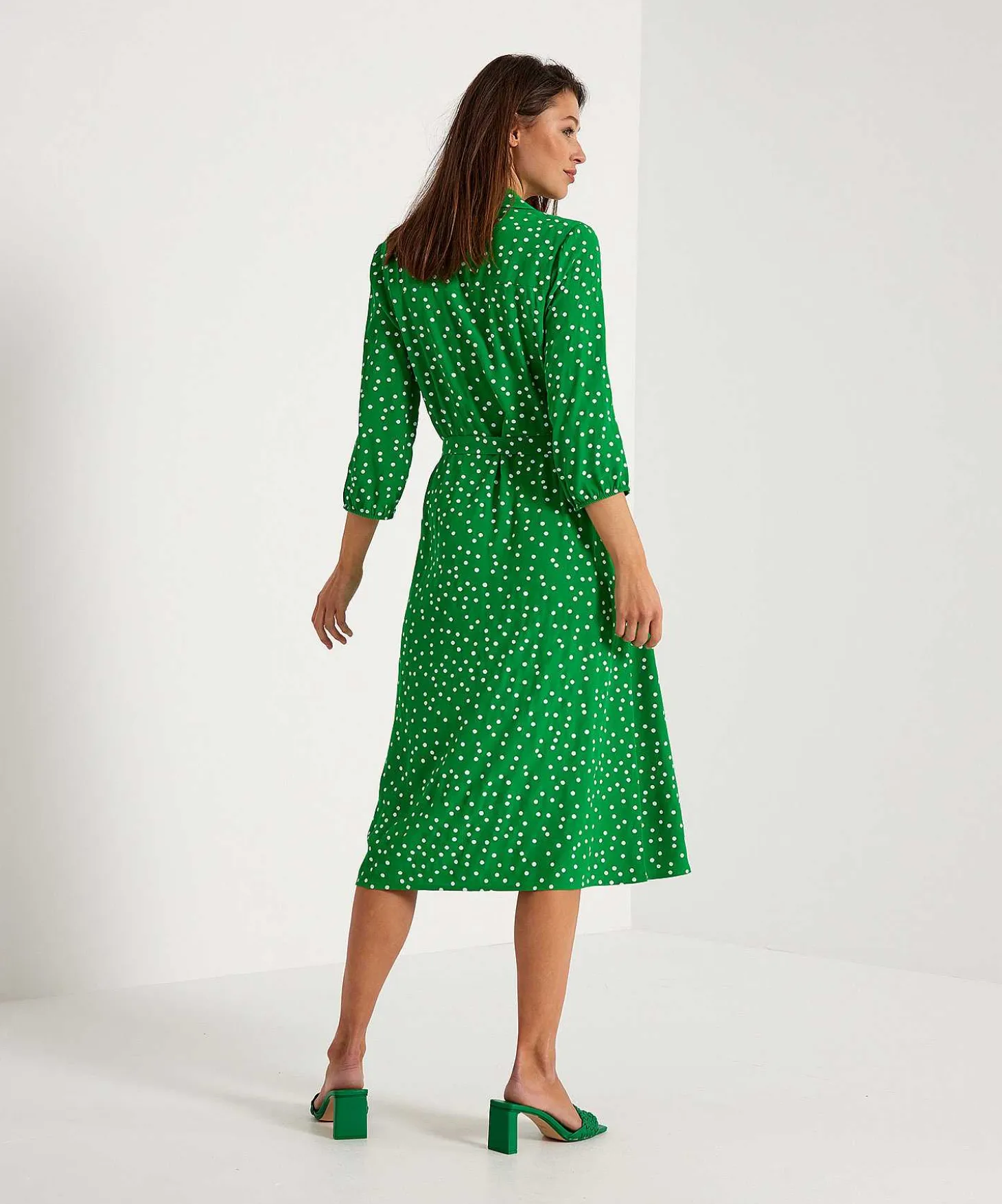 Kyra Doorknoopjurk Stippenprint Raquel