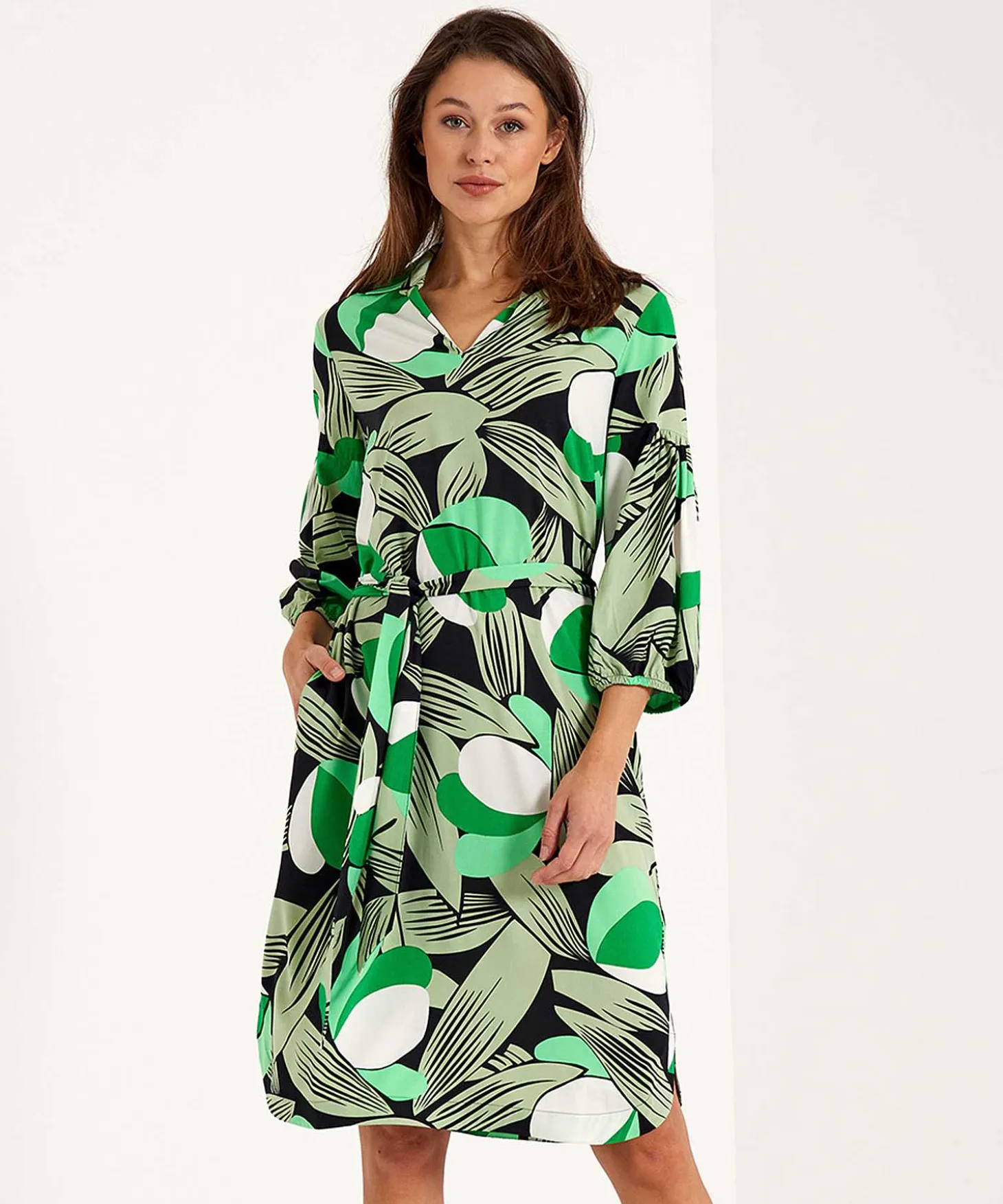 Kyra Jurk Modern Flower Babette
