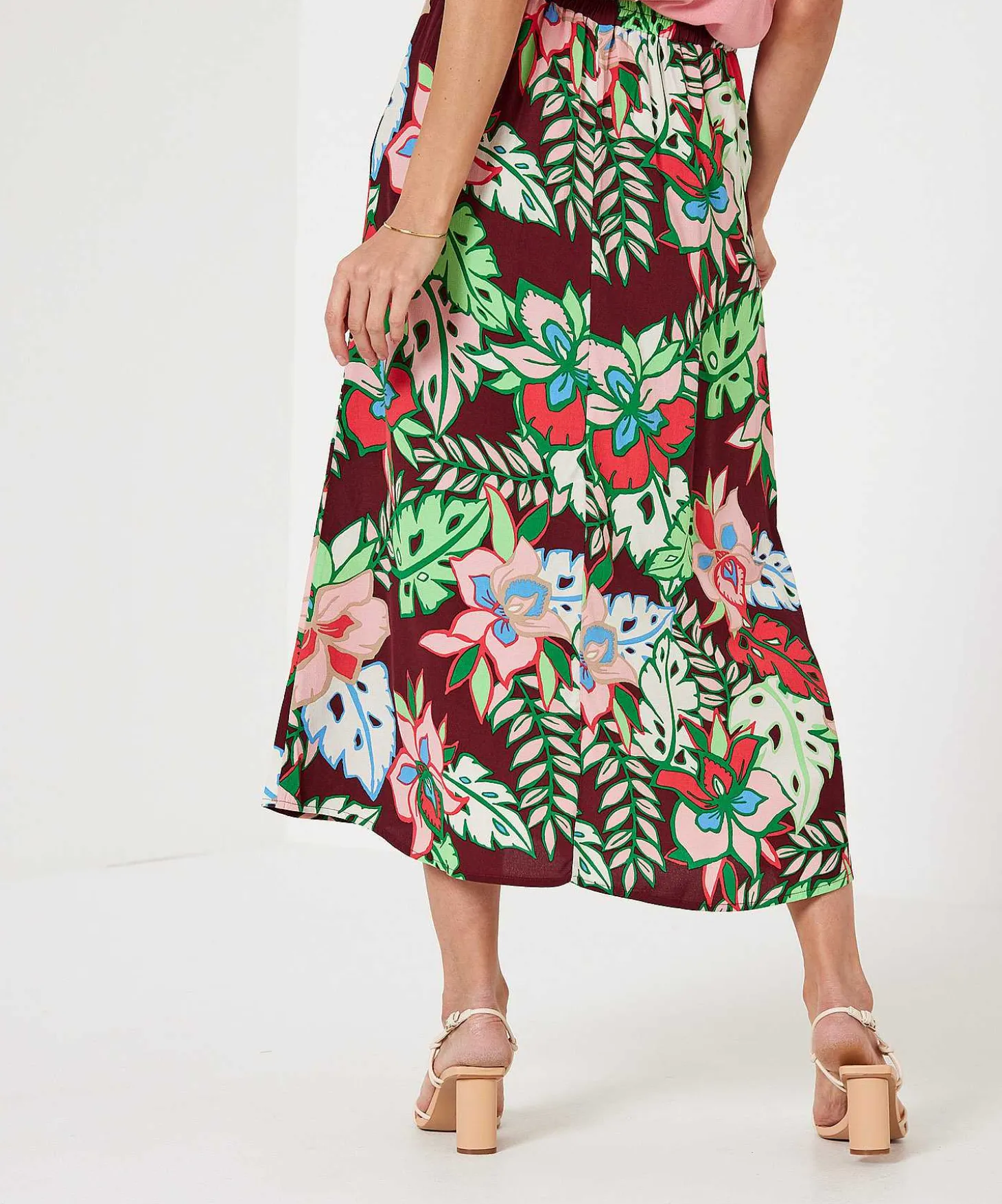 Kyra Rok Tropical Flower Muss