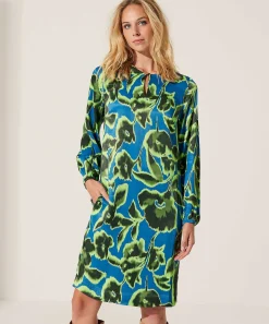 Kyra Silky Jurk Flower Arlino