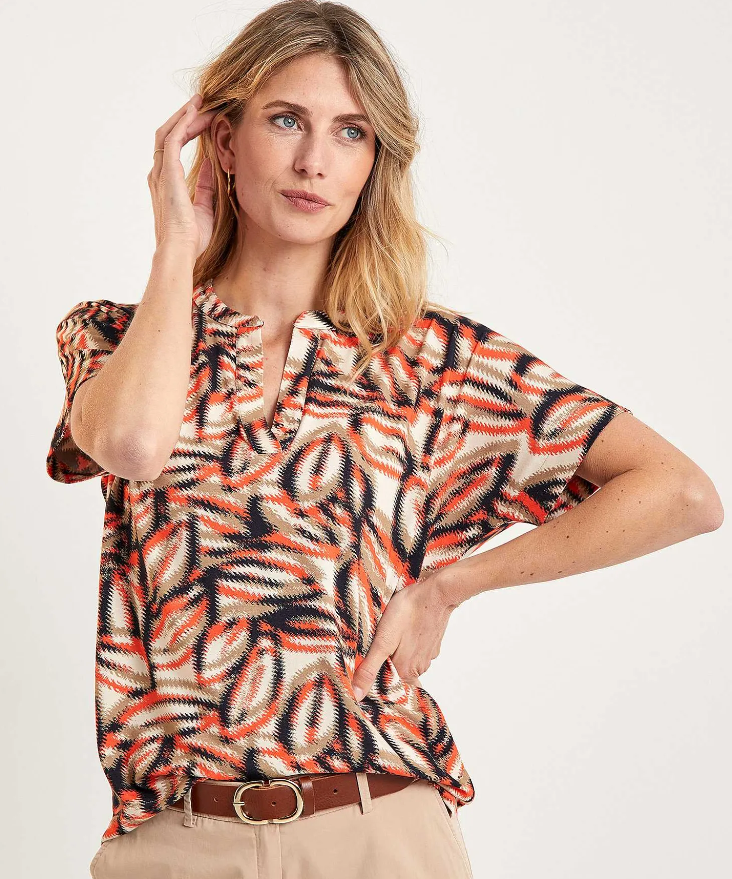Kyra Top Faded Leaf Noor
