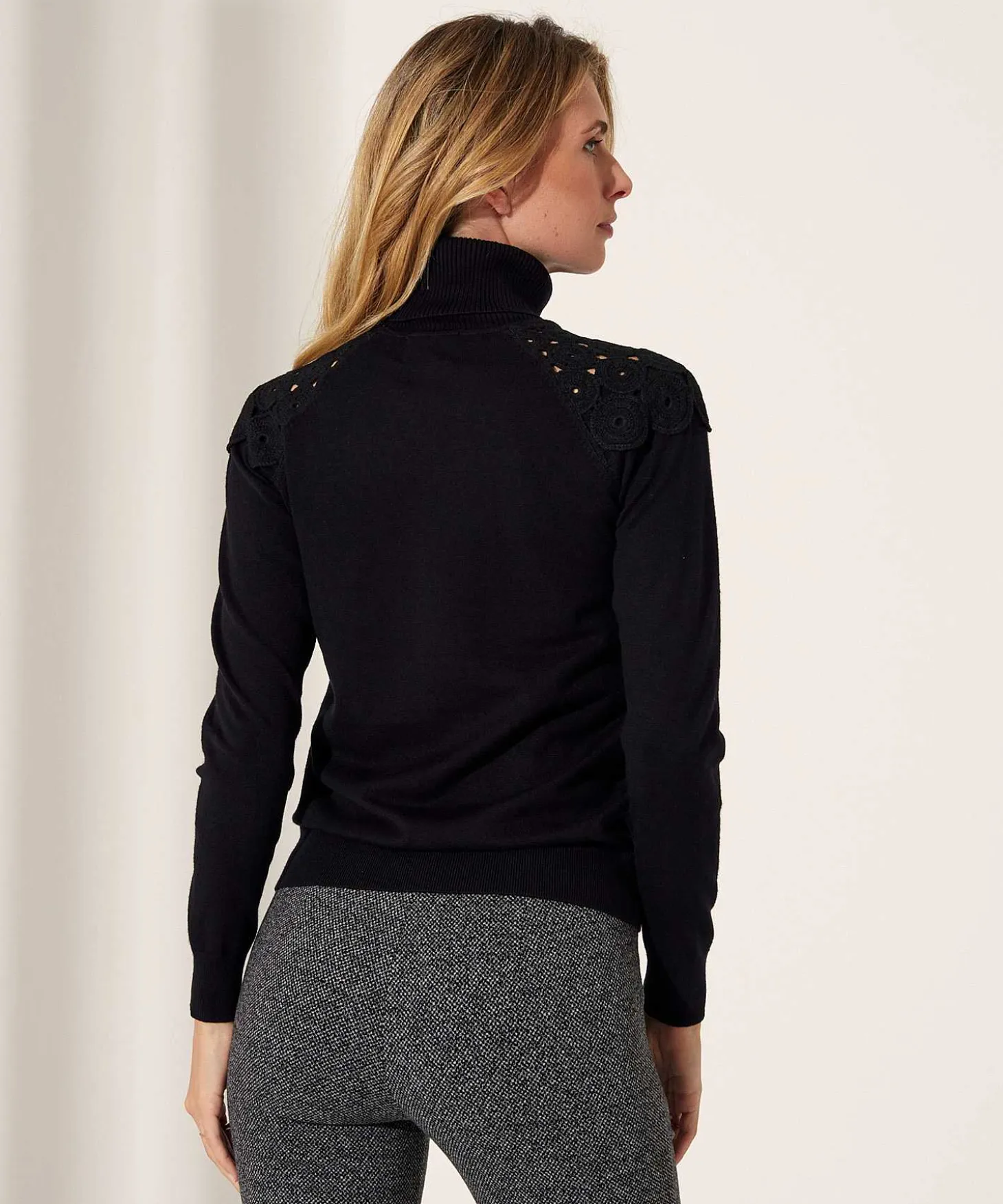 Leo & Ugo Coltrui Flower Gehaakt