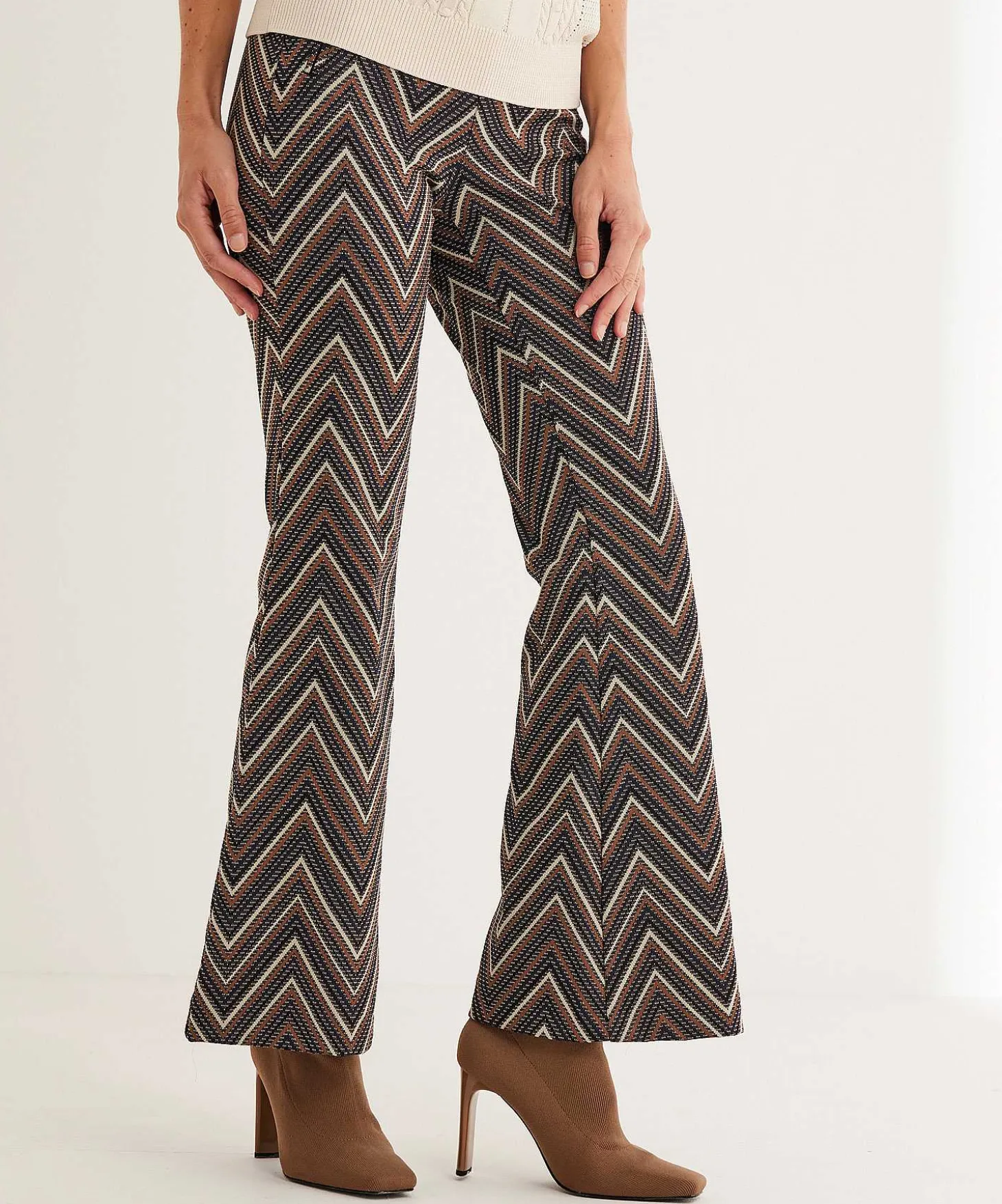 Mac Jeans Bootcut Broek Zigzag Jacquard