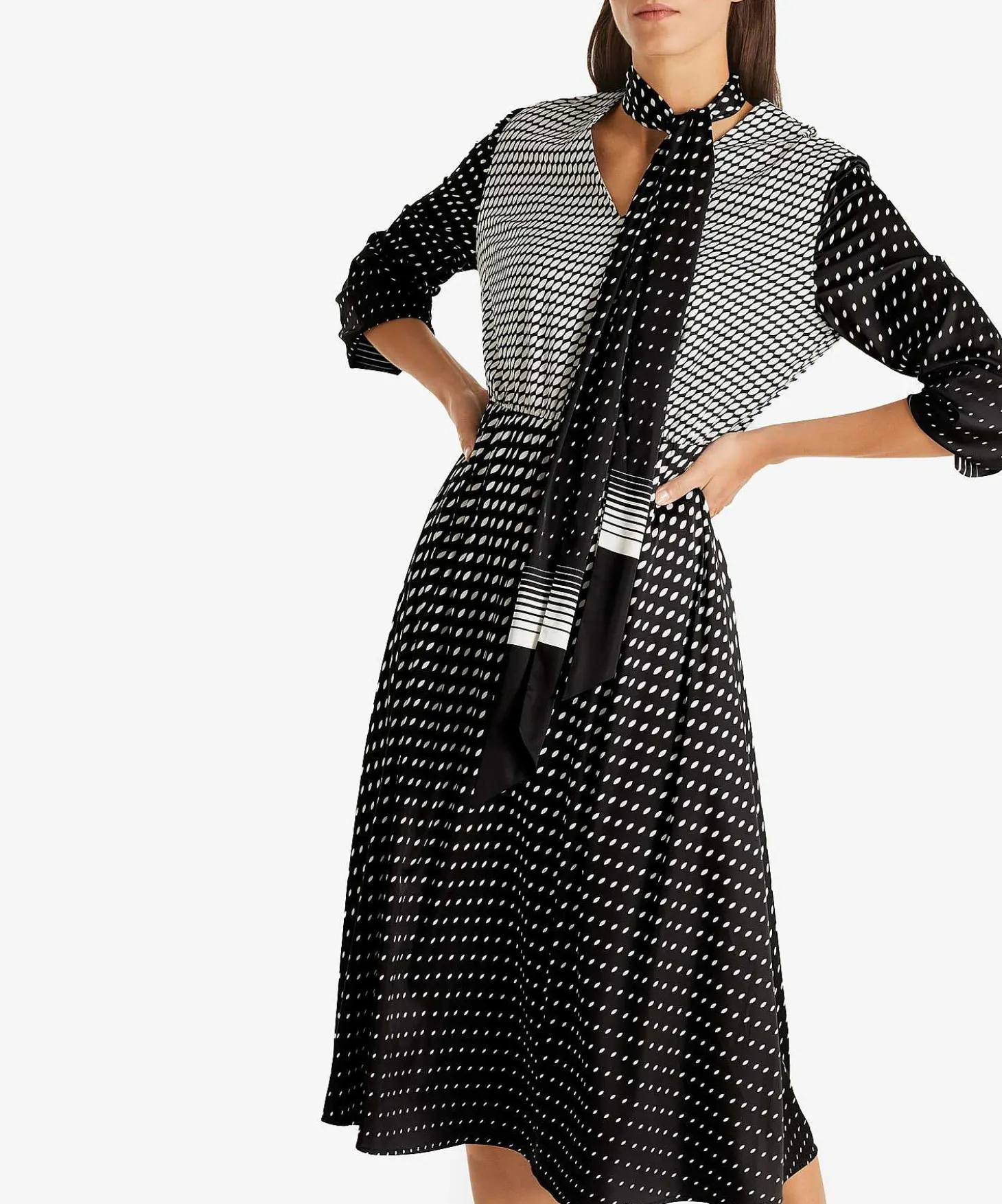 Marc Cain Jurk Graphics + Sjaaltje