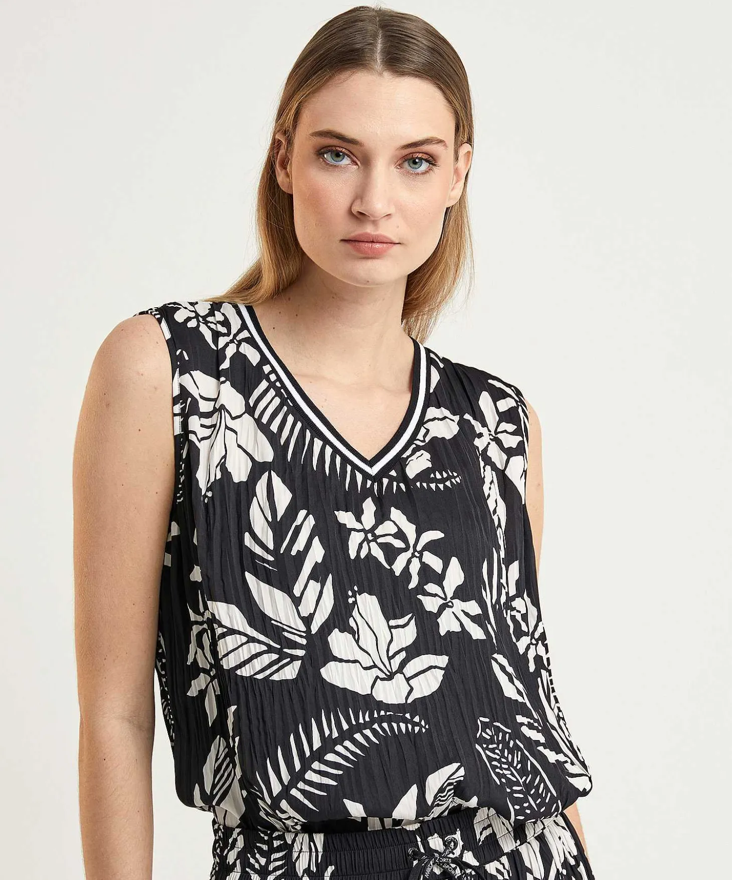 Marc Cain Sports Plisse Top Bloemenprint