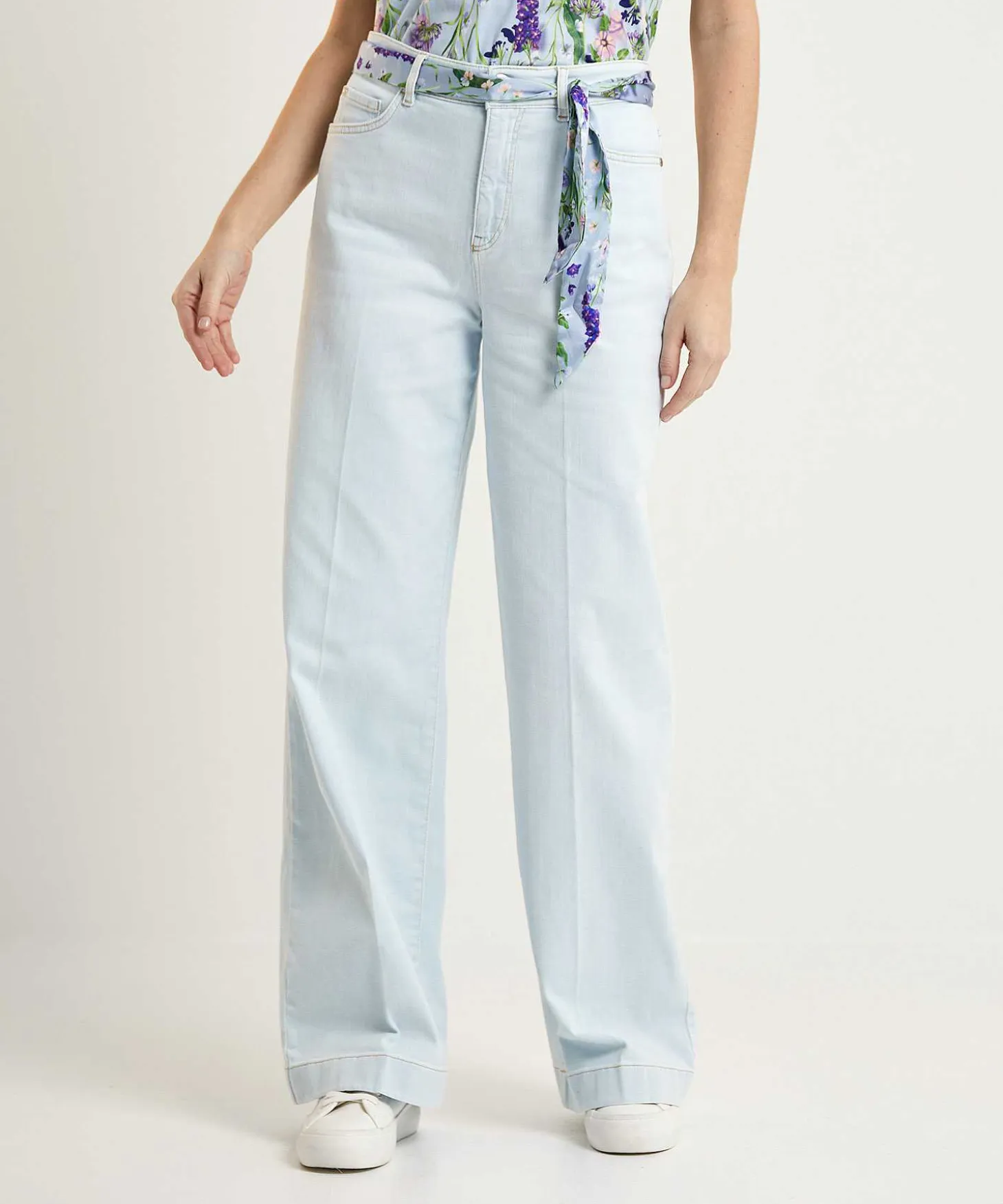 Marc Cain Wide Leg Jeans Met Sjaaltje Warri