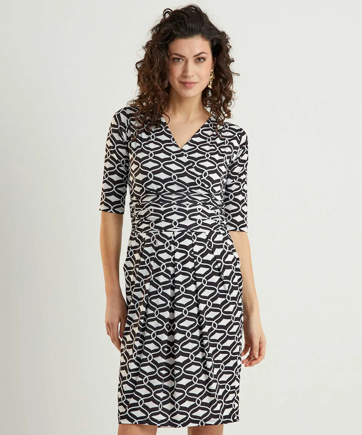Marivie Slinky Jurk Retro Print