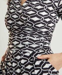 Marivie Slinky Jurk Retro Print