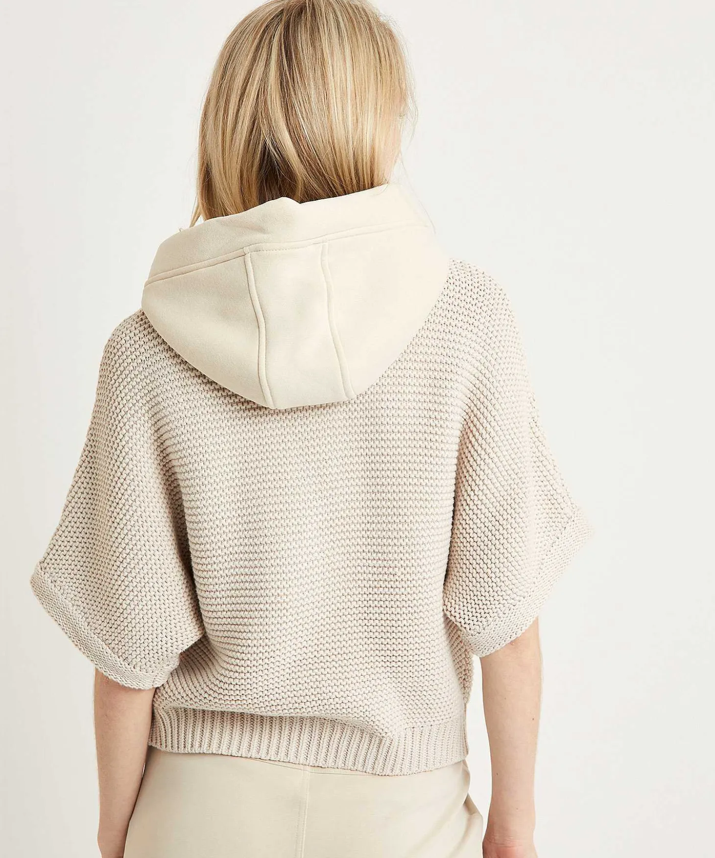 Moscow Knit Vest Met Capuchon Timmy