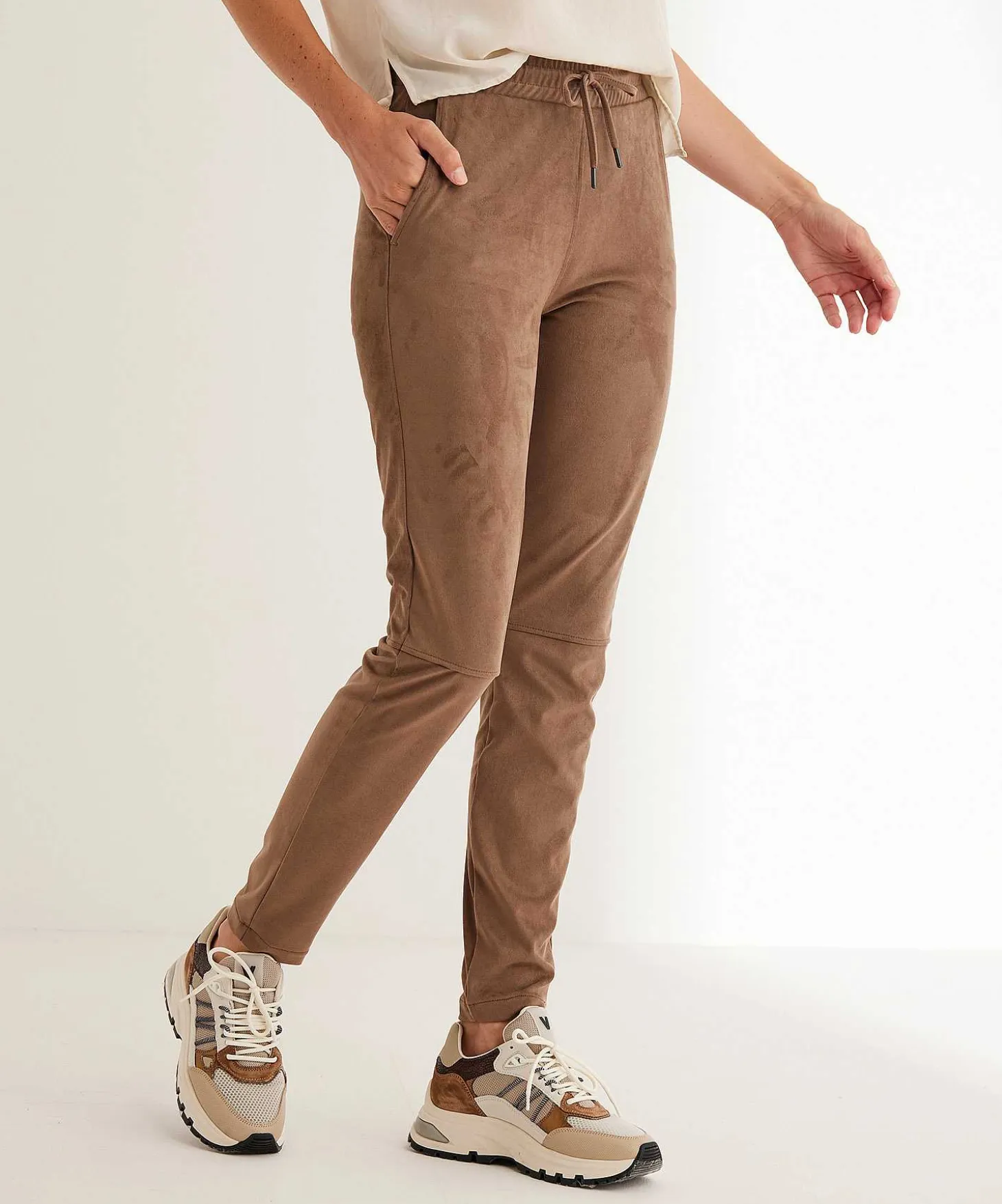 Moscow Suedine Jogger Berlind