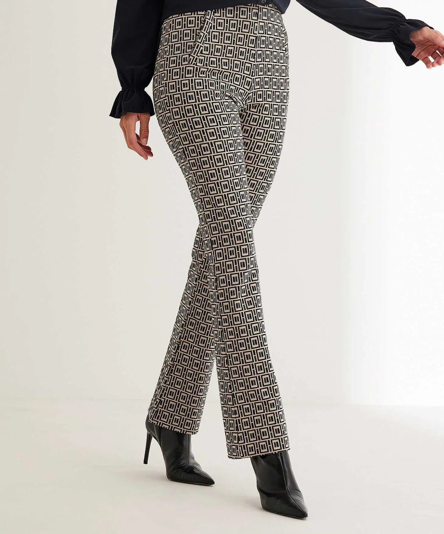 No Man's Land Broek Jacquard Grafisch