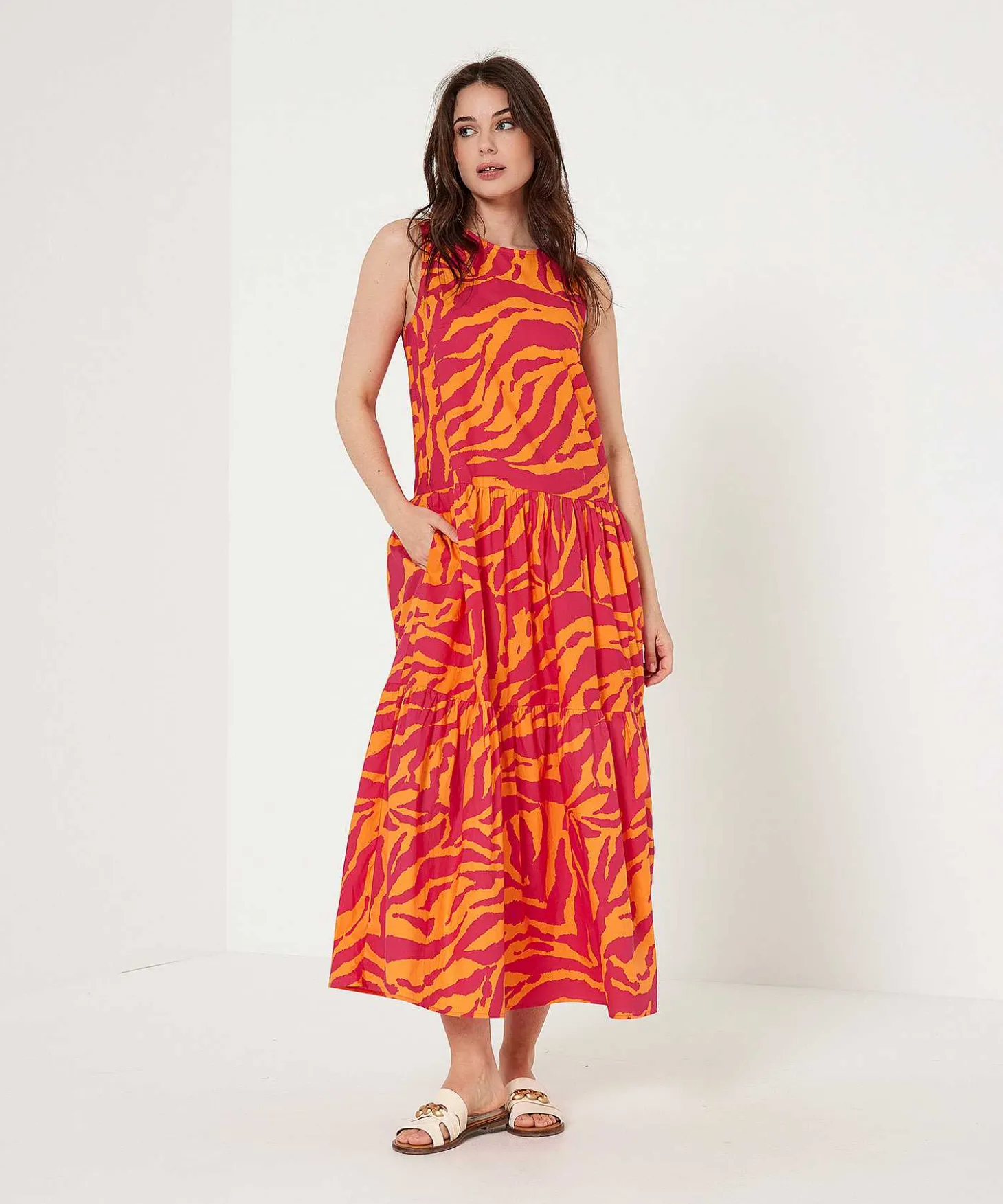 Oui Mouwloze Jurk Animalprint