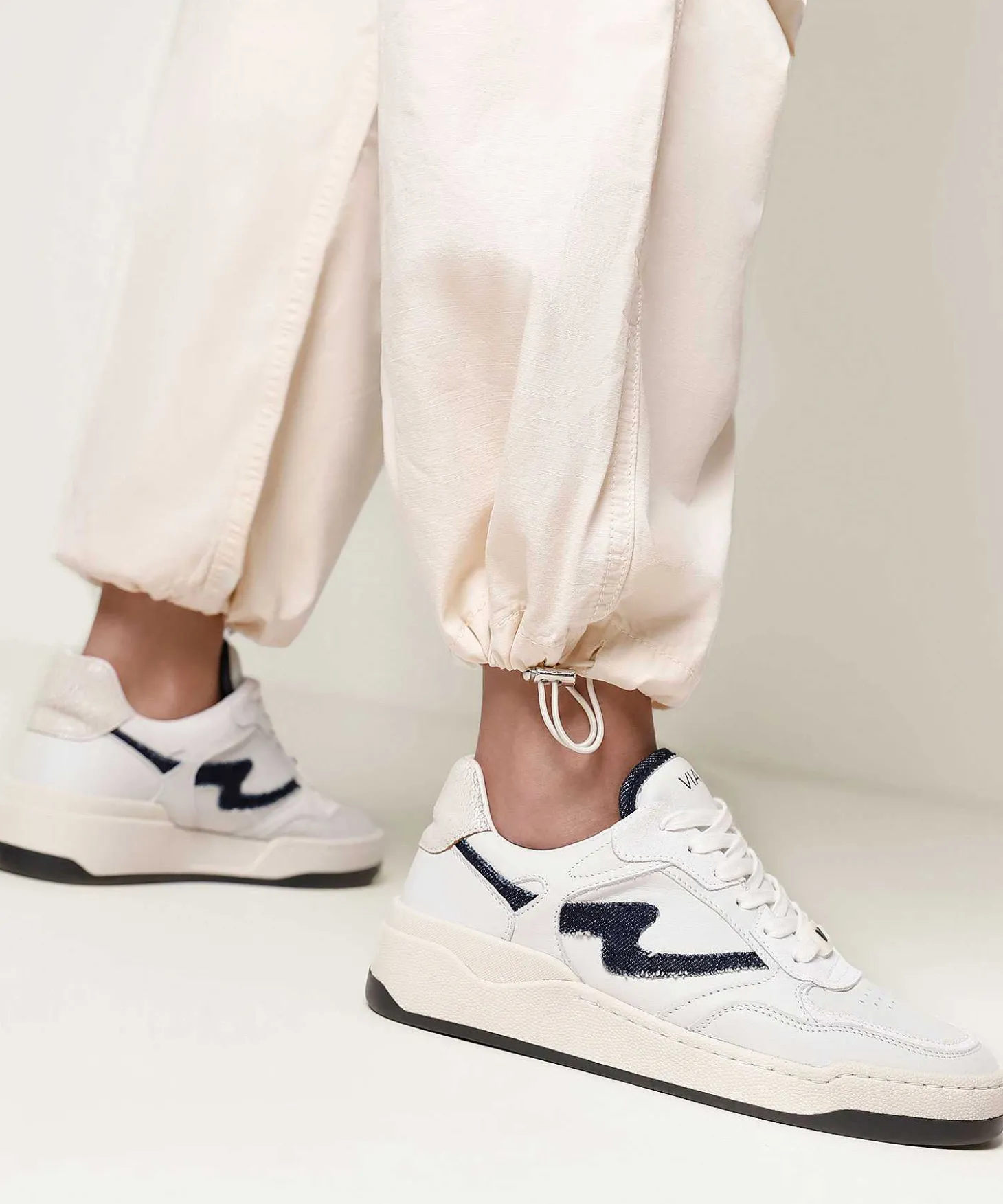 Via Vai Lage Sneaker Met Denim Sam Levi